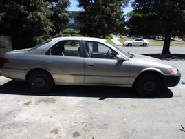 1998 TOYOTA CAMRY LE SILVER 2.2L AT 4 DR Z15967